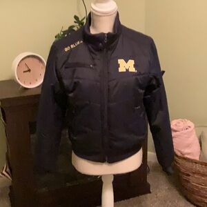 University of Michigan Girls Size Large Puffer Jacket, Colosseum Brand, CUTE!